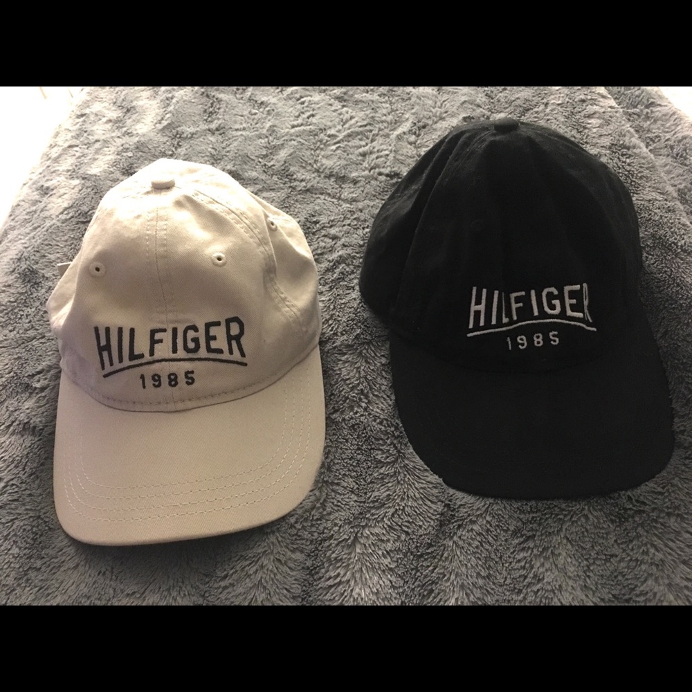 2  bundle authentic Tommy Hilfigier Hats 🧢